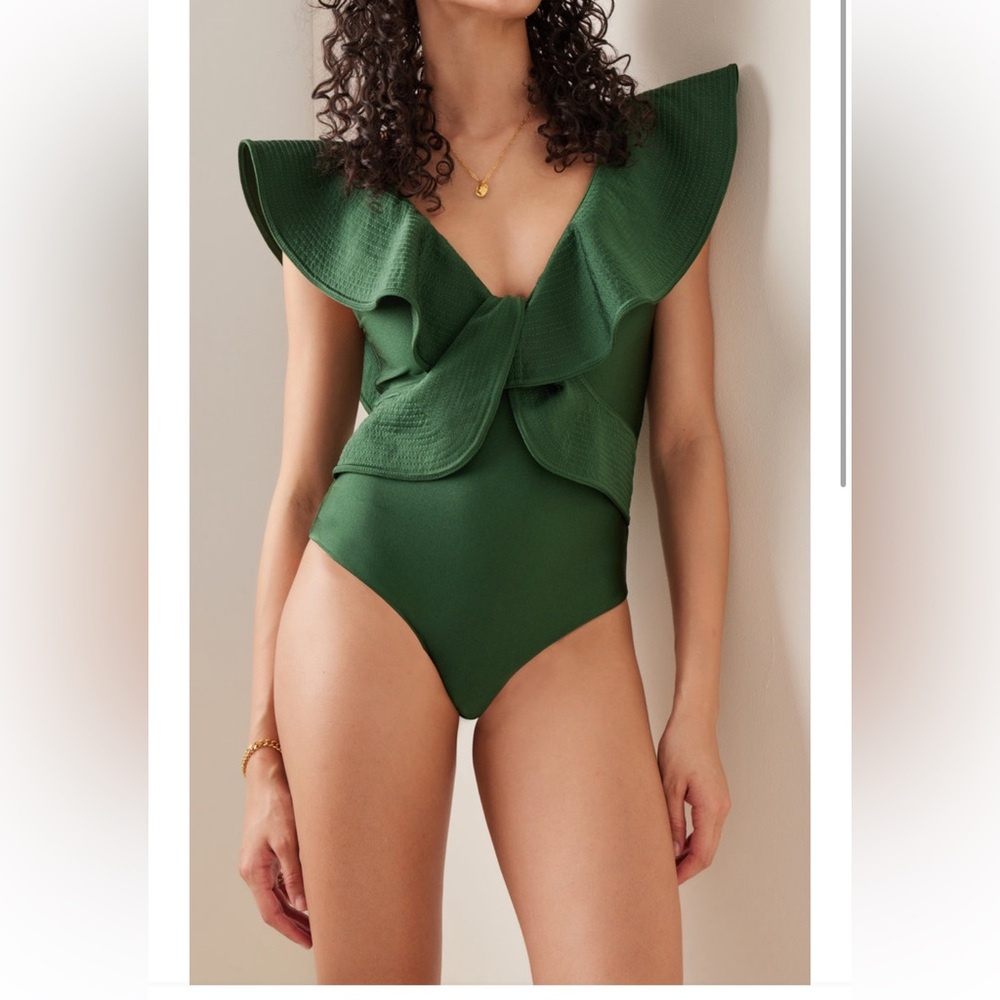Johanna Ortiz ocean song one piece